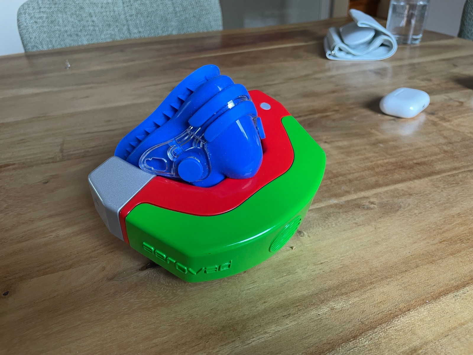 VO2 Marvel mask color source